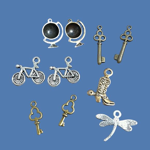 Lot Charms Jewelry Scrapbooking Classic Car Airplane Sports Boots Keys Metallic - Picture 13 of 14